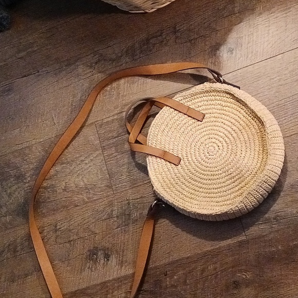 H&M Straw Bag cross body ❤️ - Picture 2 of 8